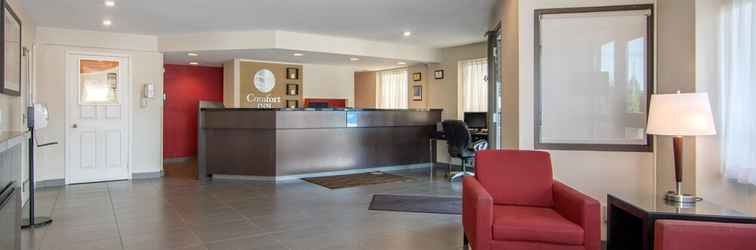 Lobi Comfort Inn Sudbury