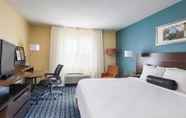 Kamar Tidur 5 Fairfield Inn & Suites Holland