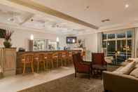 Bar, Cafe and Lounge Protea Hotel by Marriott Karridene Beach