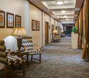 Lobby 3 Protea Hotel by Marriott Karridene Beach