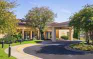 Exterior 2 Courtyard by Marriott Charlottesville