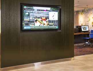 Lobi 2 Courtyard by Marriott Charlottesville