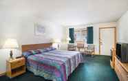 Kamar Tidur 6 Travelodge by Wyndham Lake George NY