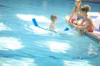 Swimming Pool Crystal City Marriott at Reagan National Airport