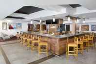 Bar, Cafe and Lounge Four Points by Sheraton Destin-Fort Walton Beach