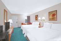 Bedroom Days Inn by Wyndham Wytheville