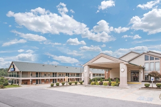 Exterior 4 Days Inn by Wyndham Wytheville