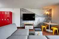 Common Space Super 8 by Wyndham Mahwah