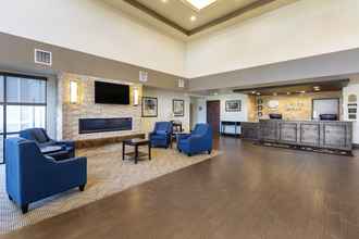 Lobby 4 Comfort Suites Near Denver Downtown