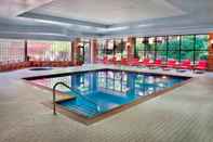 Swimming Pool Trumbull Marriott Shelton