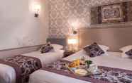 Kamar Tidur 4 Hotel Monceau Wagram