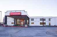 Exterior Econo Lodge