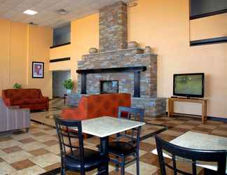 Lobby 2 Econo Lodge