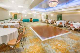 Functional Hall Ramada by Wyndham Roanoke