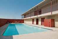 Swimming Pool Americas Best Value Inn Midlothian Cedar Hill