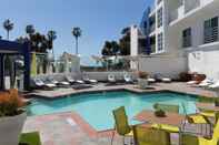 Kolam Renang DoubleTree Suites by Hilton Doheny Beach - Dana Point