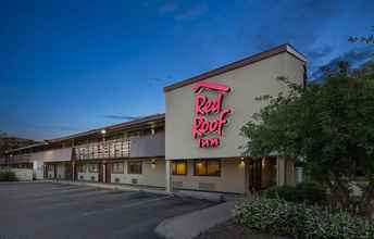 Exterior 4 Red Roof Inn Detroit - Dearborn/Greenfield Village