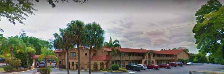 Bangunan Days Inn & Suites by Wyndham Altamonte Springs