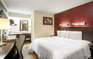 Phòng ngủ 4 Red Roof Inn PLUS+ Pittsburgh South - Airport