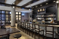 Bar, Kafe, dan Lounge Little Rock Marriott