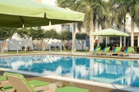 Swimming Pool Novotel Cairo Airport