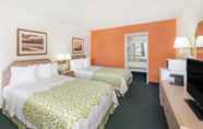 Bedroom 7 Days Inn by Wyndham Deming