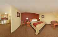 Bedroom 2 Comfort Inn Redwood City