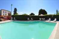 Swimming Pool Comfort Inn Redwood City