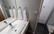 In-room Bathroom 2 Best Western Hotel Peine-Salzgitter