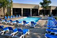 Swimming Pool Buffalo Marriott Niagara