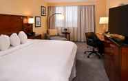 Bedroom 6 Buffalo Marriott Niagara