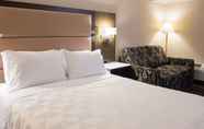 Kamar Tidur 6 Holiday Inn Hotel & Suites Vancouver Downtown, an IHG Hotel