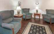 Lobby 7 Baymont Inn & Suites by Wyndham Lafayette/Purdue Area