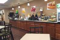 Restoran Quality Inn Shawnee