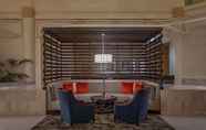 Lobi 5 DoubleTree Suites by Hilton Hotel Salt Lake City