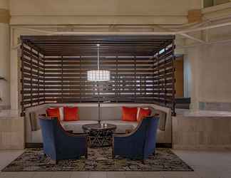 Sảnh chờ 2 DoubleTree Suites by Hilton Hotel Salt Lake City