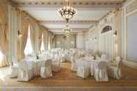 ห้องประชุม Hotel Maria Cristina, a Luxury Collection Hotel