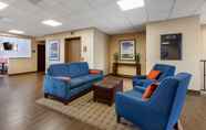 Lobby 6 Comfort Inn Aikens Center