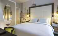 Kamar Tidur 6 Hilton Paris Opera