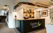 ล็อบบี้ 4 Garden Court Suites And Apartments