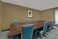 Functional Hall Homewood Suites by Hilton Chicago-Lincolnshire