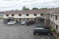 Common Space Econo Lodge Massena Hwy 37