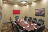 Functional Hall Fairfield Inn & Suites by Marriott Belleville