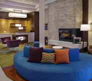 Lobi 3 Fairfield Inn & Suites by Marriott Belleville
