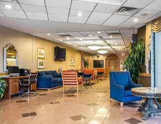 Lobi 2 Holiday Inn Chicago – Midway Airport S, an IHG hotel