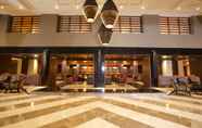 Lobby 6 Wyndham Grand Cancun All Inclusive Resort & Villas