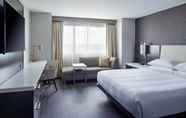 Bedroom 4 Detroit Marriott Troy