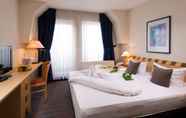 Kamar Tidur 2 ACHAT Hotel Dresden Elbufer