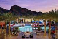 สระว่ายน้ำ Omni Scottsdale Resort & Spa at Montelucia