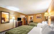 Kamar Tidur 2 Quality Inn & Suites Ft. Jackson Maingate